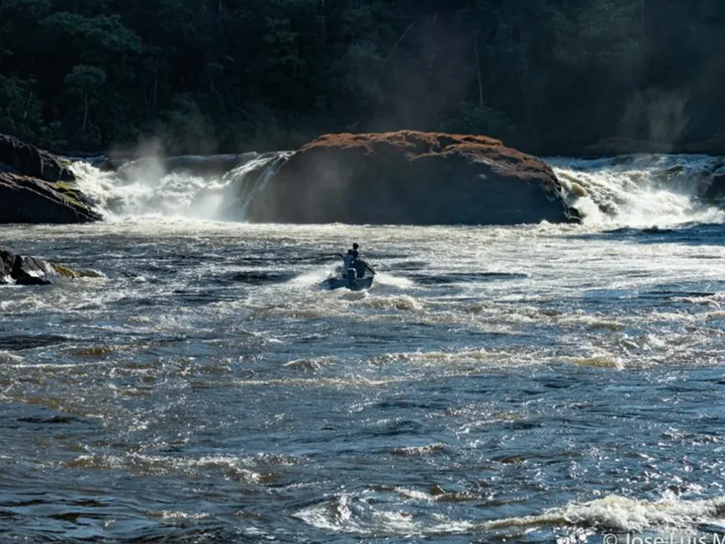 Pousada de pesca - Salto